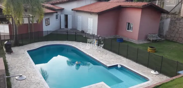 Fazenda / Sítio / Chácara com 3 Quartos à venda, 198m² no Aglomeração Urbana de Jundiaí, Louveira