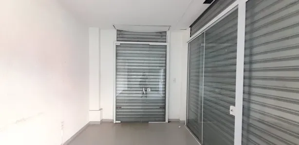 Loja / Salão / Ponto Comercial com 1 Quarto para alugar, 50m² no Campos Elíseos, Resende