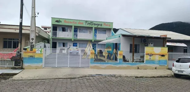 Hotel / Motel / Pousada com 6 Quartos à venda, 250m² no Armação, Penha