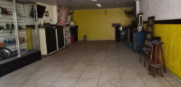Loja / Salão / Ponto Comercial para alugar, 50m² no São Roque, Queimados