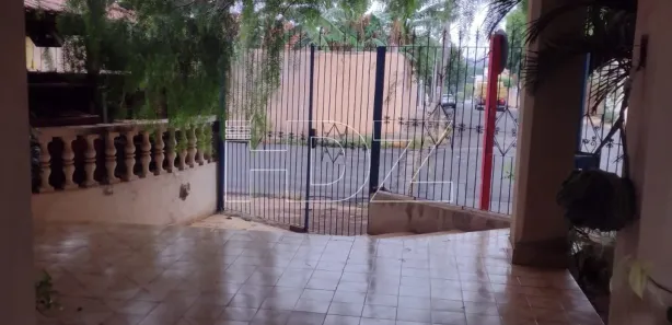 Conjunto Comercial / Sala com 3 Quartos à venda, 248m² no Centro, Araraquara