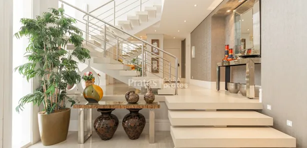 Casa de Condomínio com 4 Quartos à venda, 702m² no Uberaba, Curitiba