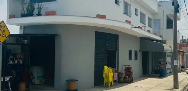 Galpão / Depósito / Armazém com 2 Quartos à venda, 230m² no Residencial Parque Laguna, Salto