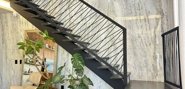 Casa de Condomínio com 4 Quartos à venda, 470m² no , Hidrolândia
