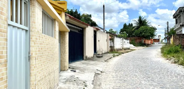 Casa com 3 Quartos à venda, 240m² no Pedreiras, Moreno