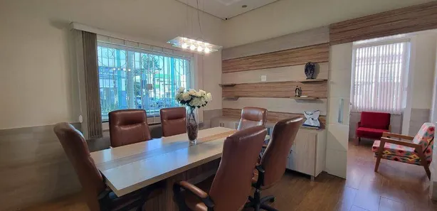 Casa Comercial para venda ou aluguel, 206m² no Centro, Guaratinguetá
