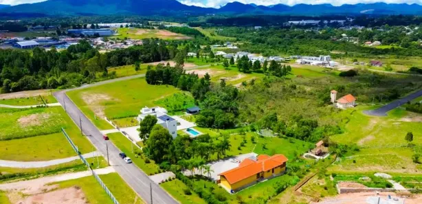 Casa de Condomínio com 2 Quartos à venda, 200m² no Loteamento Bosque Merhy, Quatro Barras