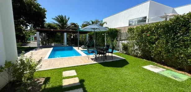 Casa de Condomínio com 4 Quartos à venda, 201m² no Busca Vida (Abrantes), Camaçari
