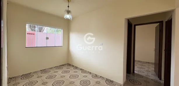 Casa com 2 Quartos para alugar, 90m² no Parque Industrial, Maringá