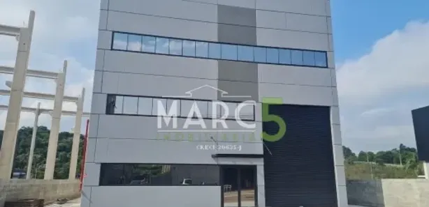 Galpão / Depósito / Armazém para alugar, 930m² no Portão, Arujá