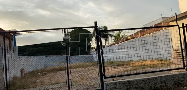 Terreno / Lote / Condomínio para alugar, 808m² no Jardim Primavera, Araraquara