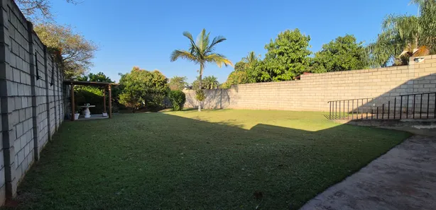 Fazenda / Sítio / Chácara com 3 Quartos à venda, 337m² no Roseira de Cima, Jaguariúna