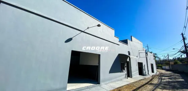 Galpão / Depósito / Armazém para alugar, 750m² no Do Salto, Blumenau