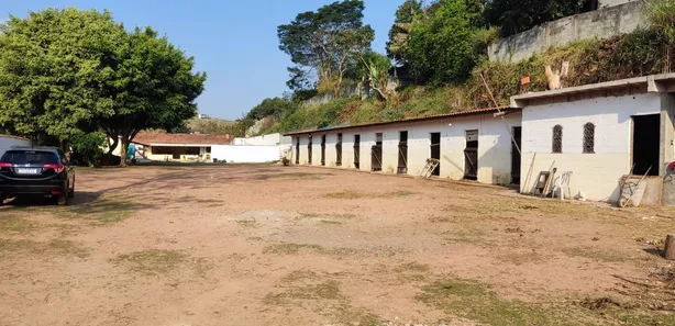 Fazenda / Sítio / Chácara com 1 Quarto à venda, 2000m² no Mombaça, Itapecerica da Serra