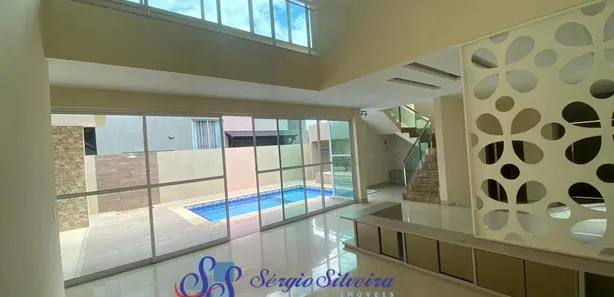 Casa com 4 Quartos para venda ou aluguel, 300m² no Coaçu, Eusébio