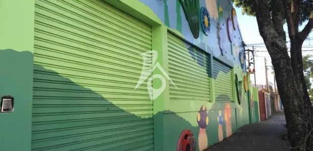 Galpão / Depósito / Armazém para venda ou aluguel, 679m² no Bosque da Saúde, São Paulo