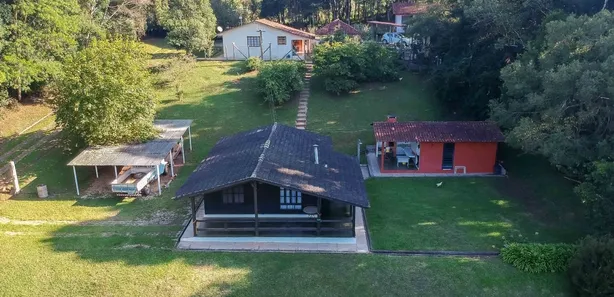 Fazenda / Sítio / Chácara com 4 Quartos à venda, 300m² no Santa Gema, Colombo