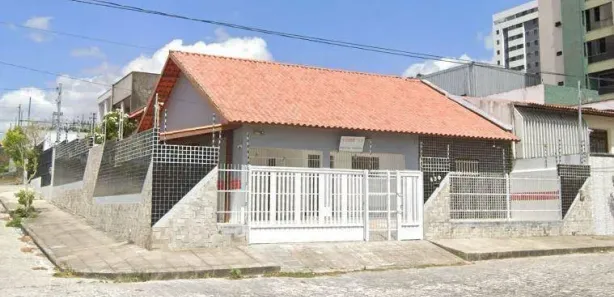 Casa com 3 Quartos para venda ou aluguel, 182m² no Bela Vista, Campina Grande
