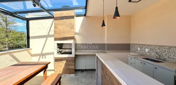 Cobertura com 3 Quartos para venda ou aluguel, 170m² no Itaipava, Petrópolis