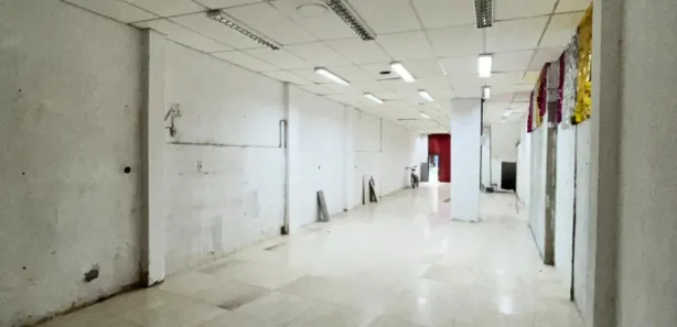 Loja / Salão / Ponto Comercial para alugar, 175m² no Centro, Magé