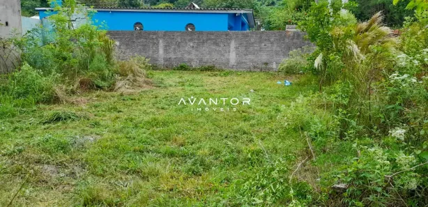 Terreno / Lote / Condomínio à venda, 708m² no Chácara das Flores, Santa Maria