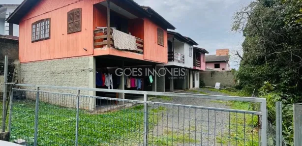 Casa com 2 Quartos para alugar, 75m² no Ceará, Criciúma