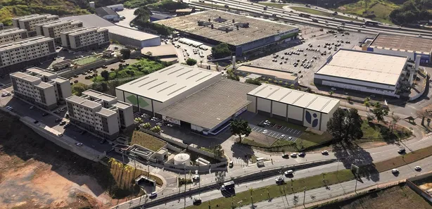 Galpão / Depósito / Armazém para venda ou aluguel, 4091m² no Centro, Votorantim