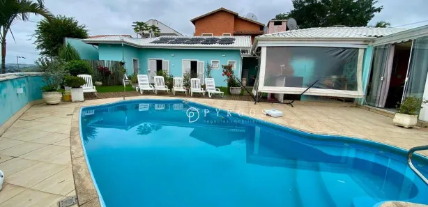 Casa de Condomínio com 4 Quartos para venda ou aluguel, 450m² no Almeida Prado, Igaratá