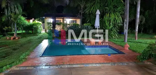Casa de Condomínio com 3 Quartos à venda, 240m² no Residencial California, Santo Antônio de Goiás