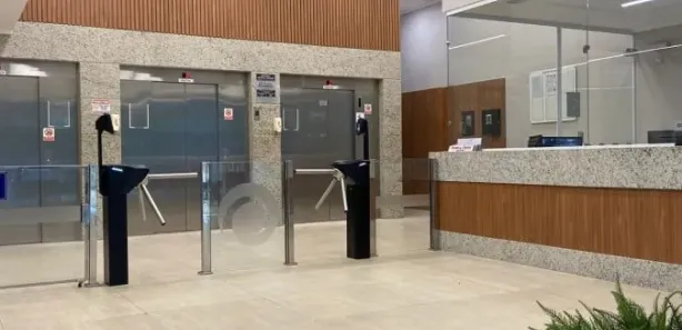 Conjunto Comercial / Sala para alugar, 27m² no Praia de Itaparica, Vila Velha