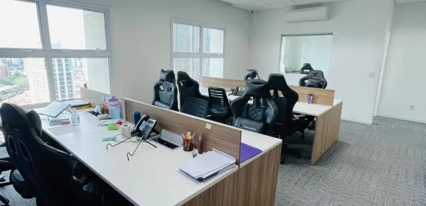 Conjunto Comercial / Sala para alugar, 150m² no Vila São Francisco (Zona Sul), São Paulo