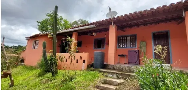 Fazenda / Sítio / Chácara com 3 Quartos à venda, 127m² no Ibiúna, Ibiúna