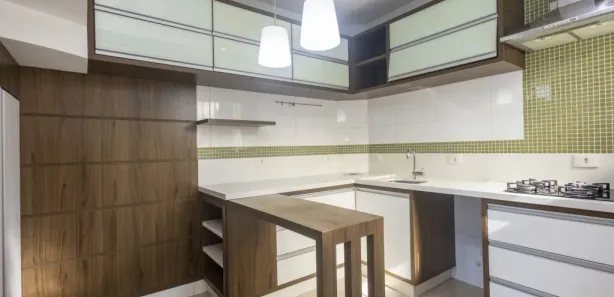 Sobrado com 3 Quartos para alugar, 104m² no Uberaba, Curitiba