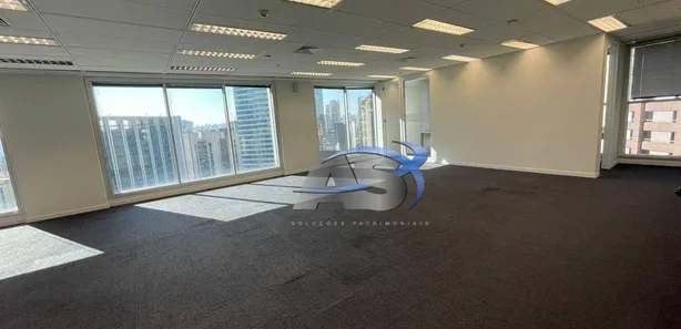 Conjunto Comercial / Sala para alugar, 200m² no Brooklin Paulista, São Paulo