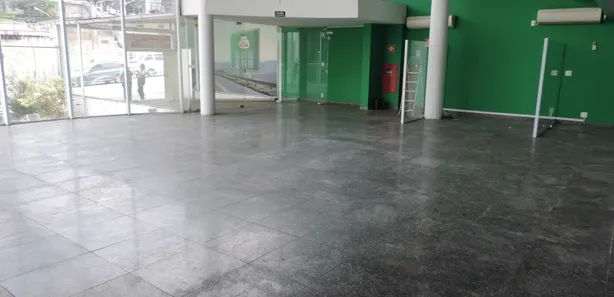 Prédio Inteiro para alugar, 909m² no Morumbi, São Paulo