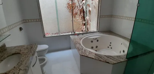 Sobrado com 4 Quartos para alugar, 592m² no Jardim Nova Yorque, Araçatuba