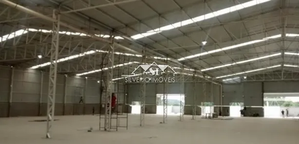 Galpão / Depósito / Armazém para venda ou aluguel, 3500m² no Chácaras Rio-Petrópolis, Duque de Caxias