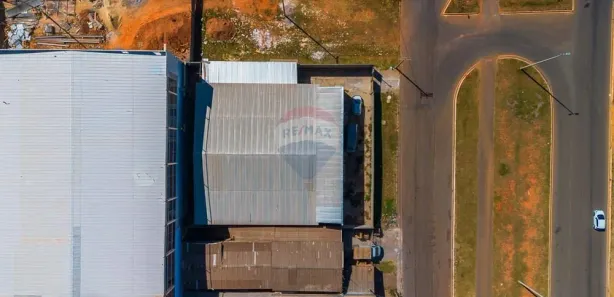 Galpão / Depósito / Armazém com 4 Quartos à venda, 750m² no Setor Industrial, Brasília