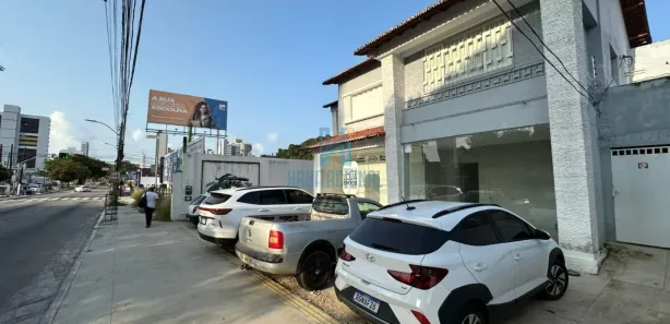 Prédio Inteiro para alugar, 600m² no Tirol, Natal