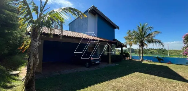 Fazenda / Sítio / Chácara com 3 Quartos para alugar, 300m² no Jardim Florença, Marília