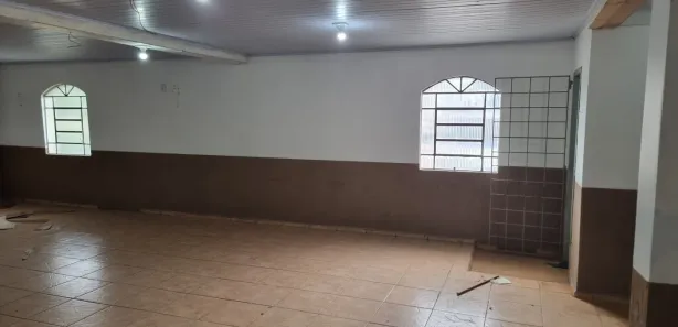 Casa Comercial à venda, 243m² no Jardim Itaú I, Itaperuçu