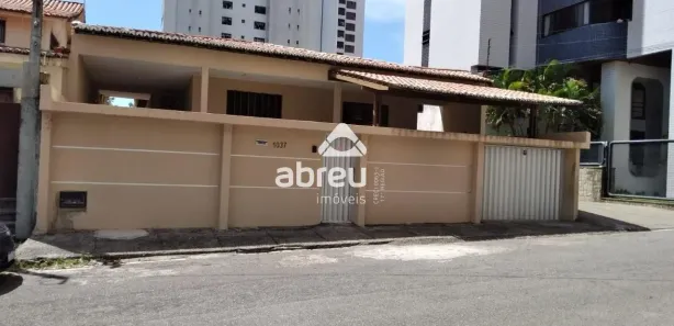 Casa com 4 Quartos à venda, 223m² no Tirol, Natal