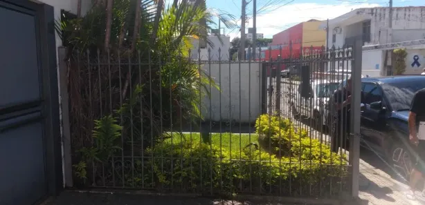 Casa Comercial com 2 Quartos para alugar, 172m² no Centro, Mogi das Cruzes