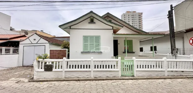 Casa Comercial com 4 Quartos para alugar, 80m² no Centro, Balneário Piçarras