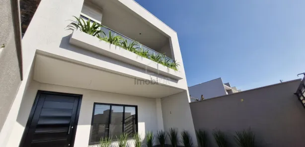 Sobrado com 3 Quartos à venda, 132m² no Itacolomi, Balneário Piçarras