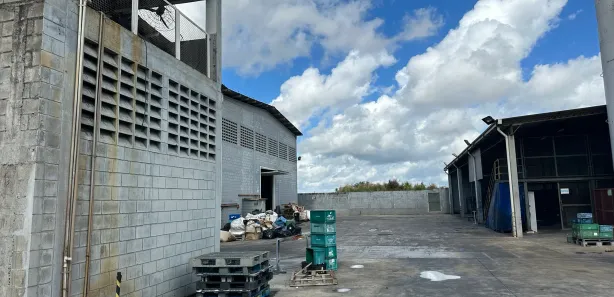 Galpão / Depósito / Armazém para venda ou aluguel, 6000m² no Jardim Limoeiro, Camaçari