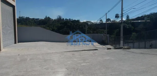 Galpão / Depósito / Armazém à venda, 550m² no Jardim Jurupari (Fazendinha), Santana de Parnaíba