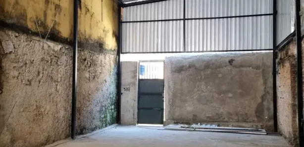 Galpão / Depósito / Armazém com 1 Quarto para alugar, 180m² no Centro, Santos