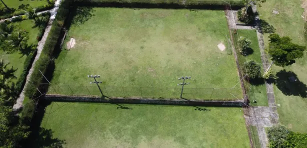 Terreno / Lote / Condomínio à venda, 731m² no , Simões Filho