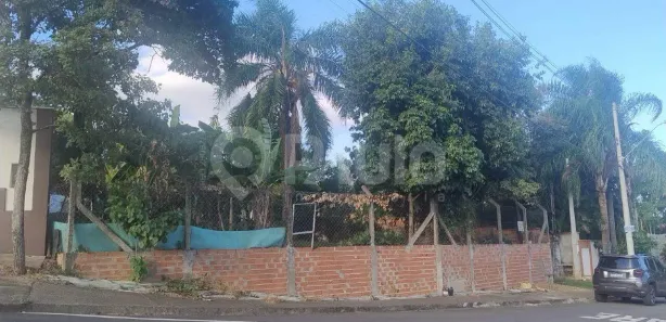 Fazenda / Sítio / Chácara com 2 Quartos à venda, 161m² no Estância Lago Azul (Ártemis), Piracicaba